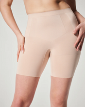 Load image into Gallery viewer, Spanx Oncore Midthigh Shorts